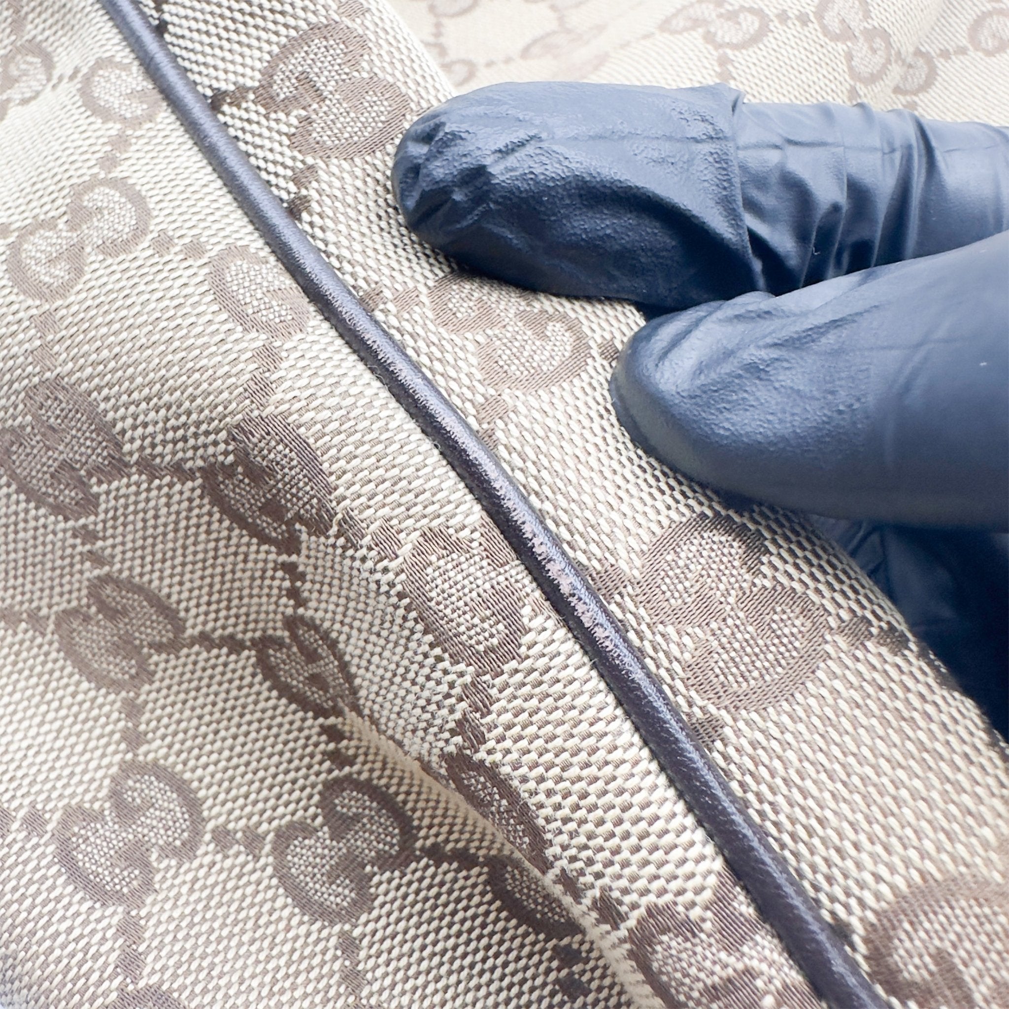 Canvas Sukey Shoulder Bag - Gucci - MISHMASH