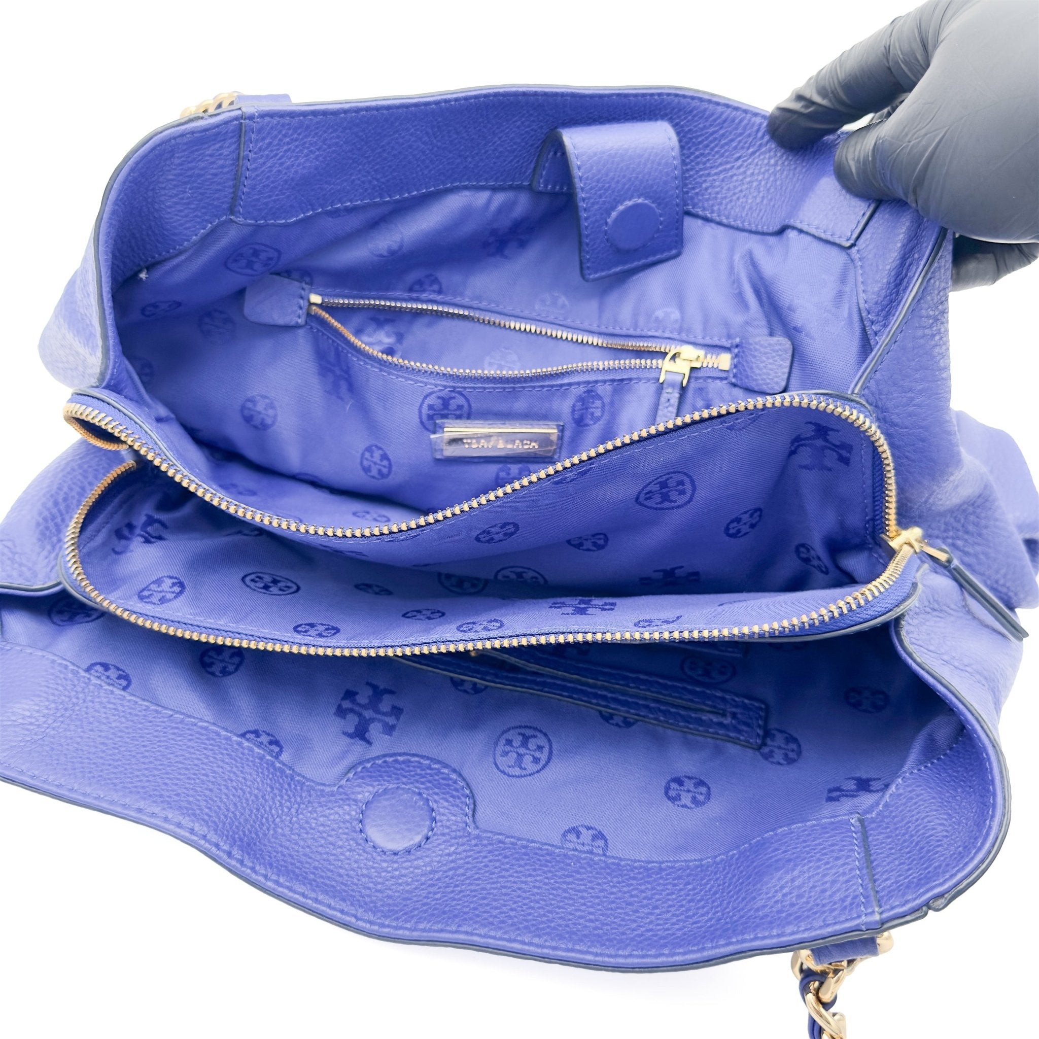 Harper Knotted Shoulder Bag - Tory Burch - MISHMASH