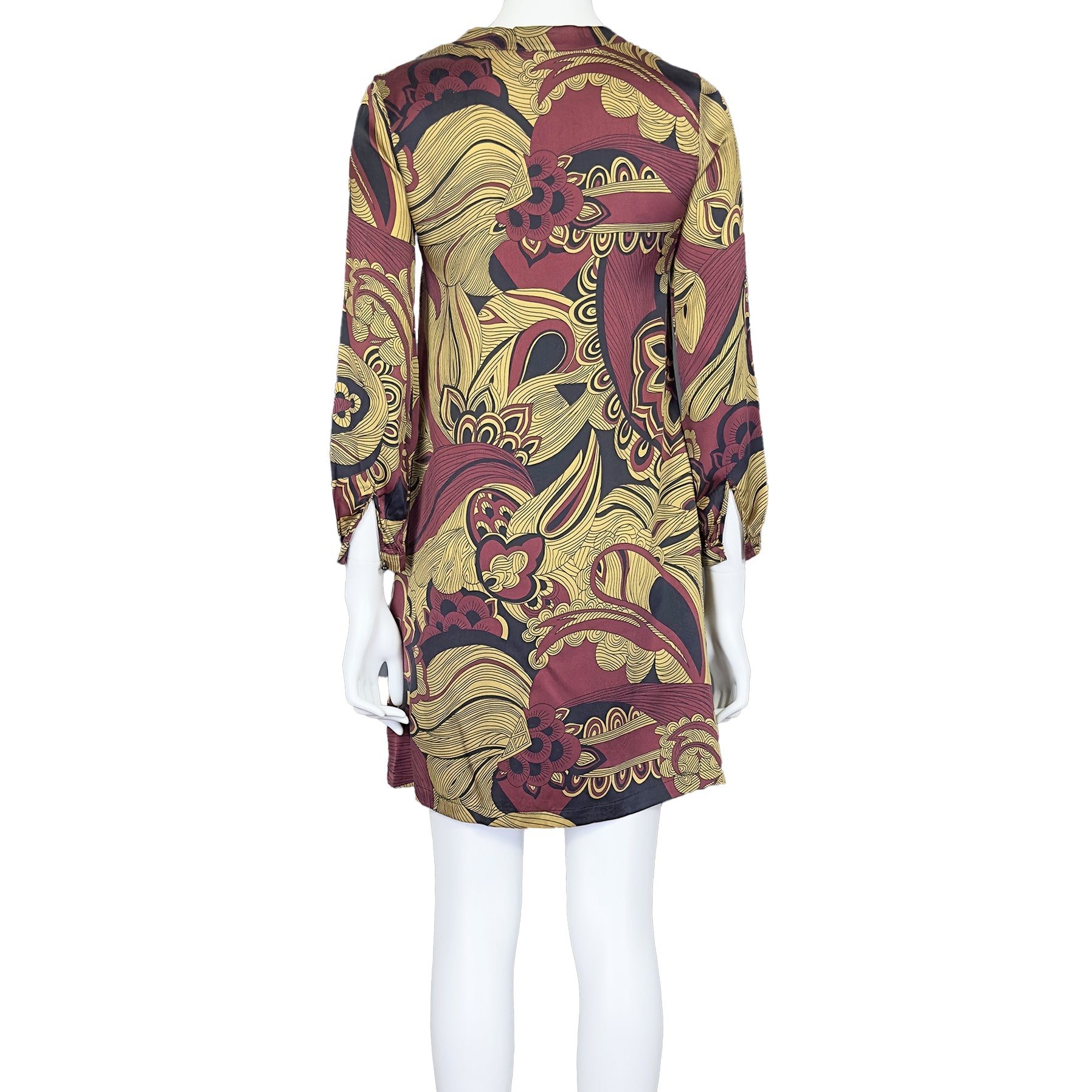 Regal Tapestry - momoni - MISHMASH