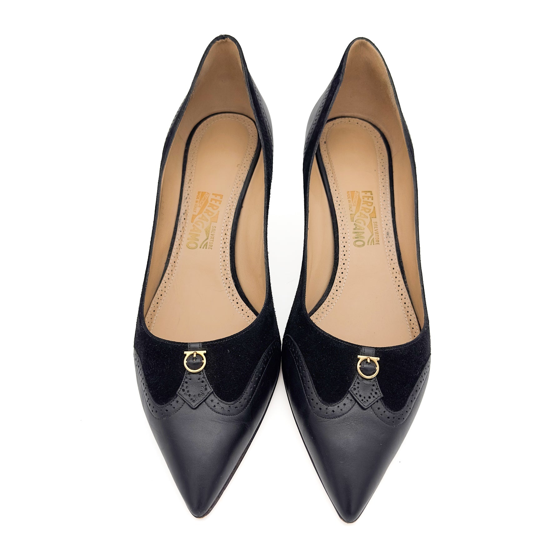 Suede Neissa Pumps - Salvatore Ferragamo - MISHMASH