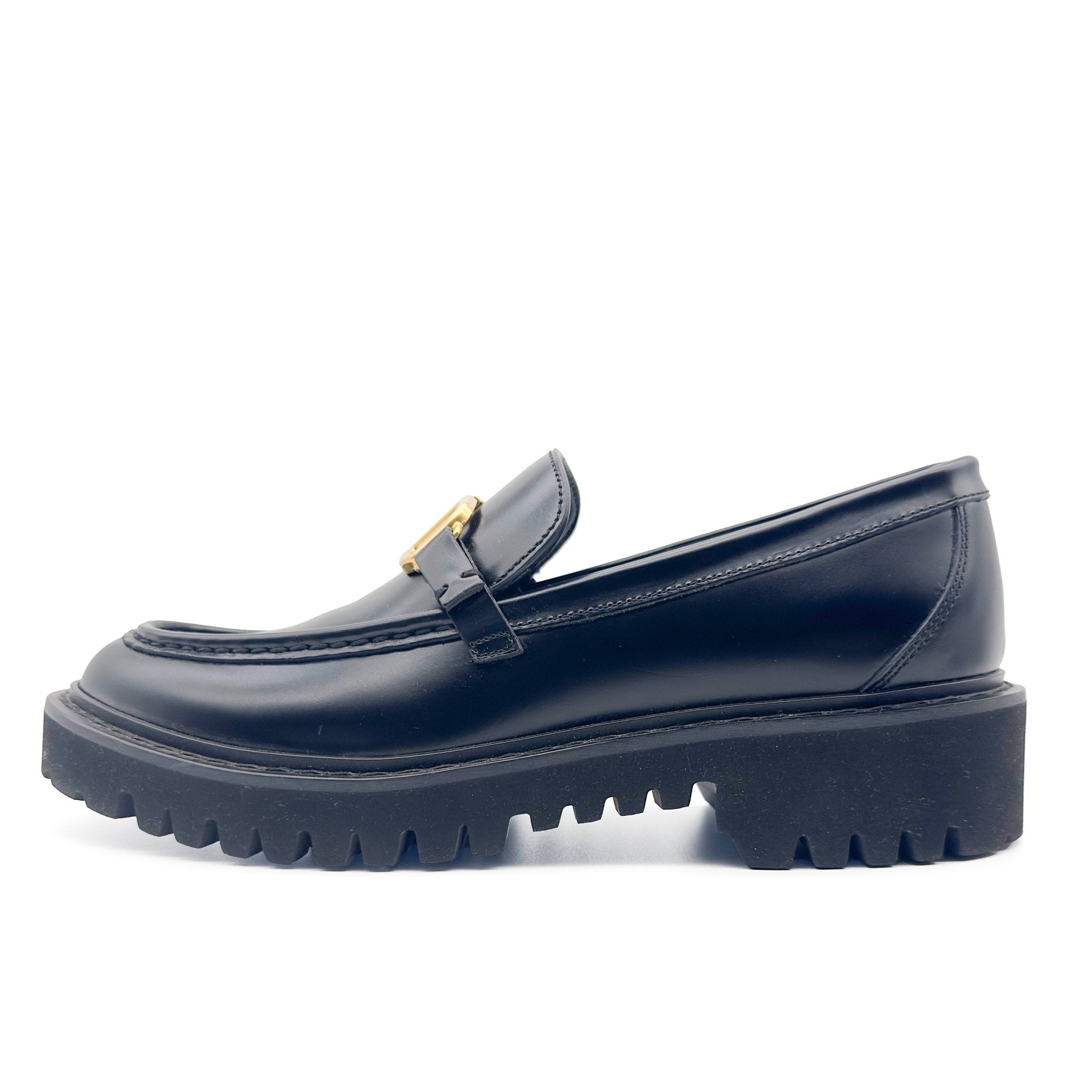 Vlogo Signature Calfskin Loafer - VALENTINO - MISHMASH