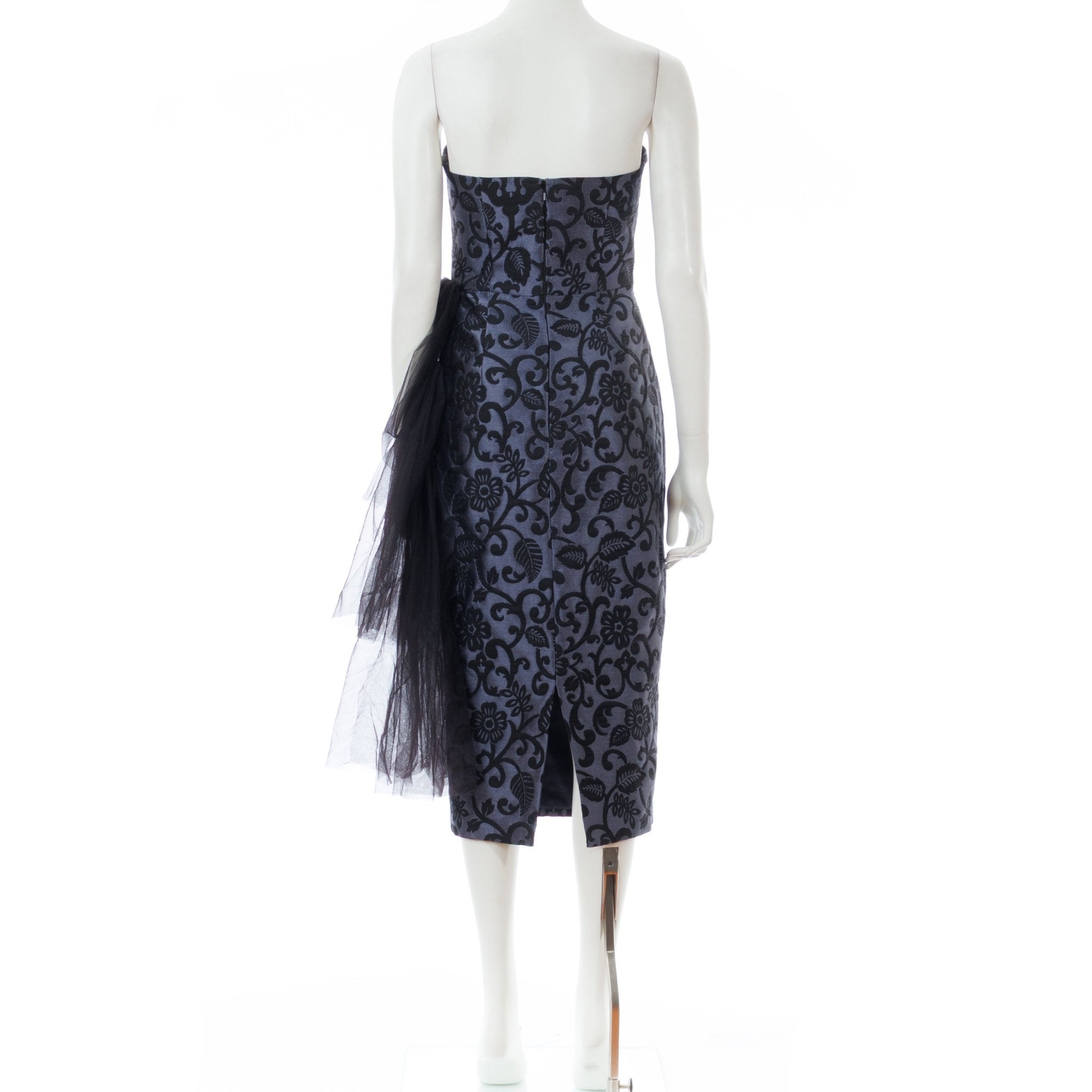 Crown Adjusted - MONTAHA ALAJEEL - MISHMASH