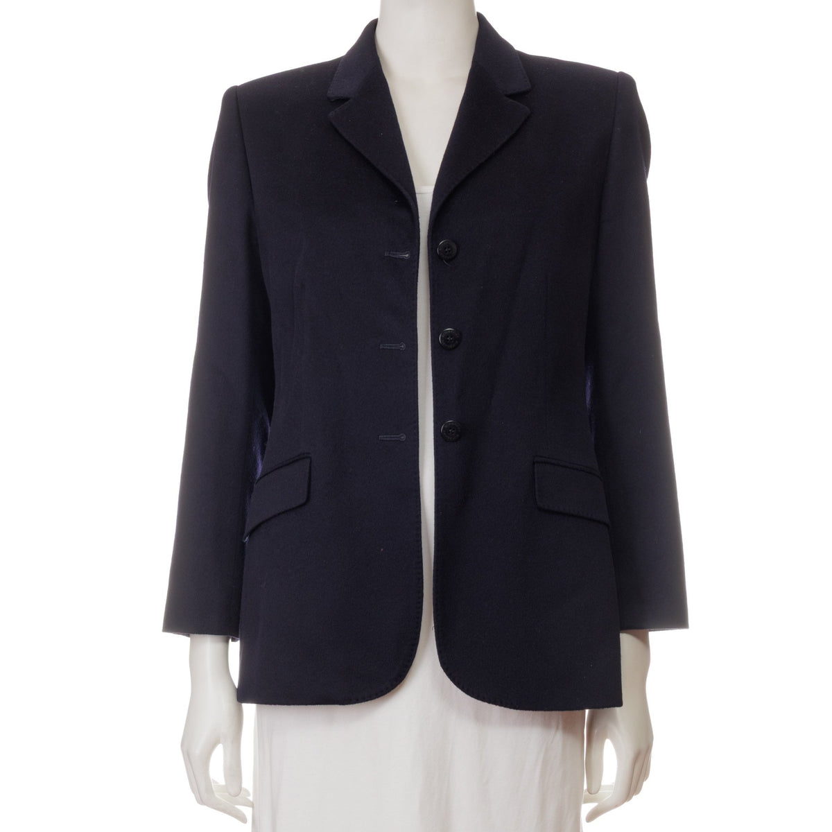 Cue The Look - BURBERRY - MISHMASH