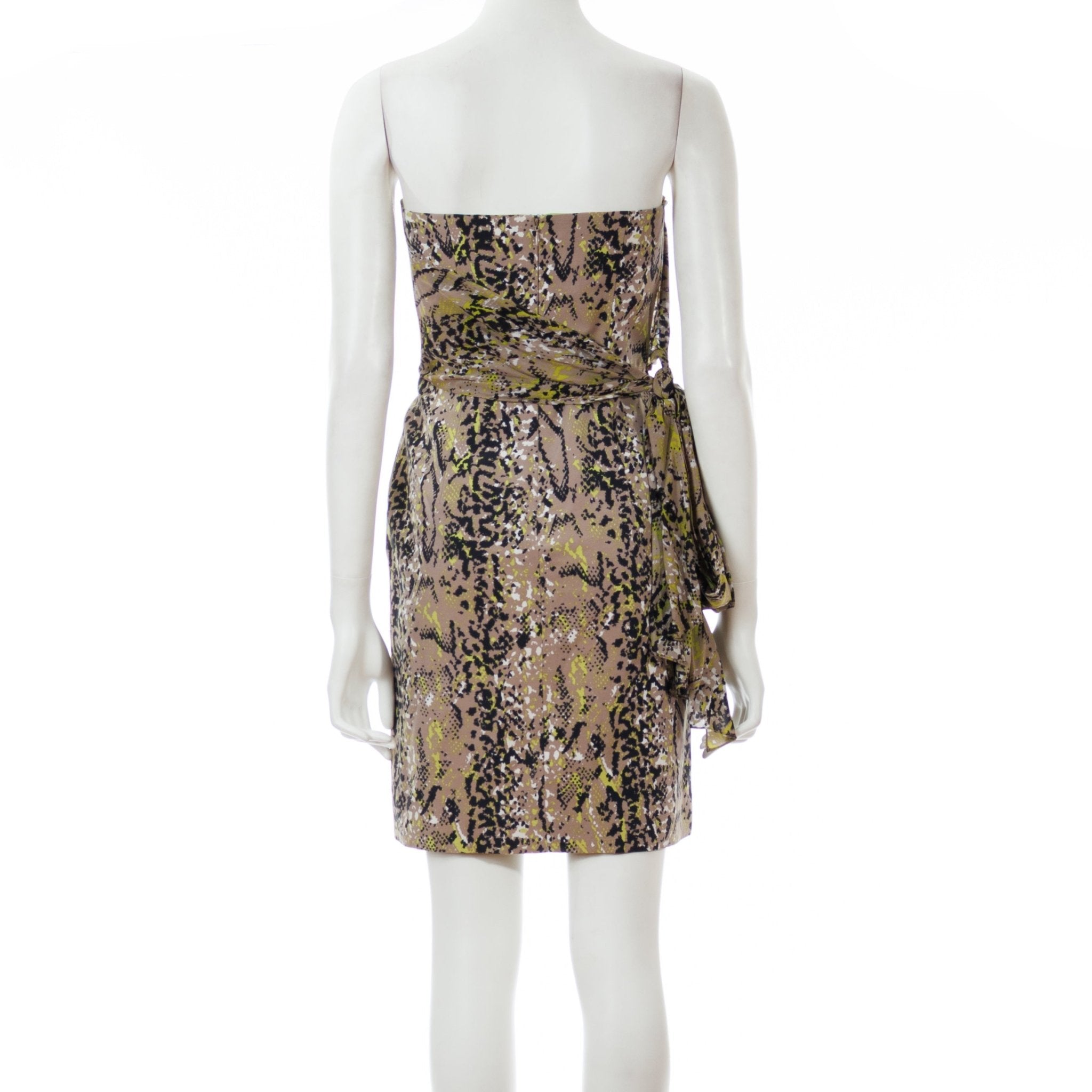 Main Character - DKNY - MISHMASH
