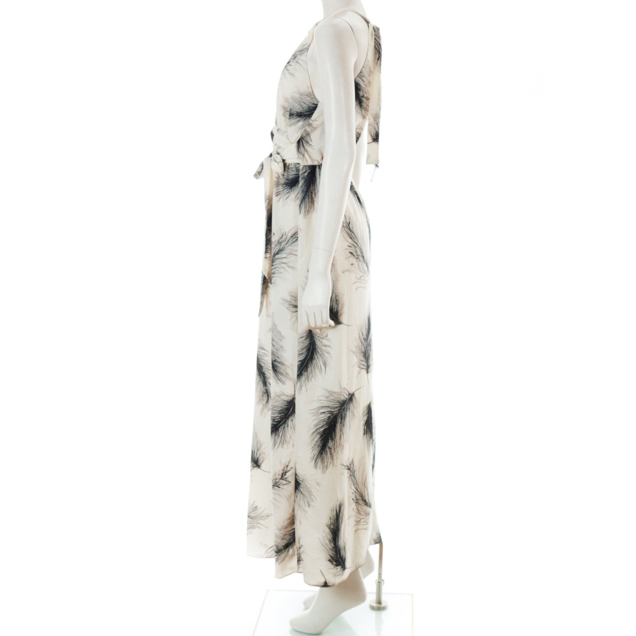 Quiet Entrance - DOROTHY PERKINS - MISHMASH